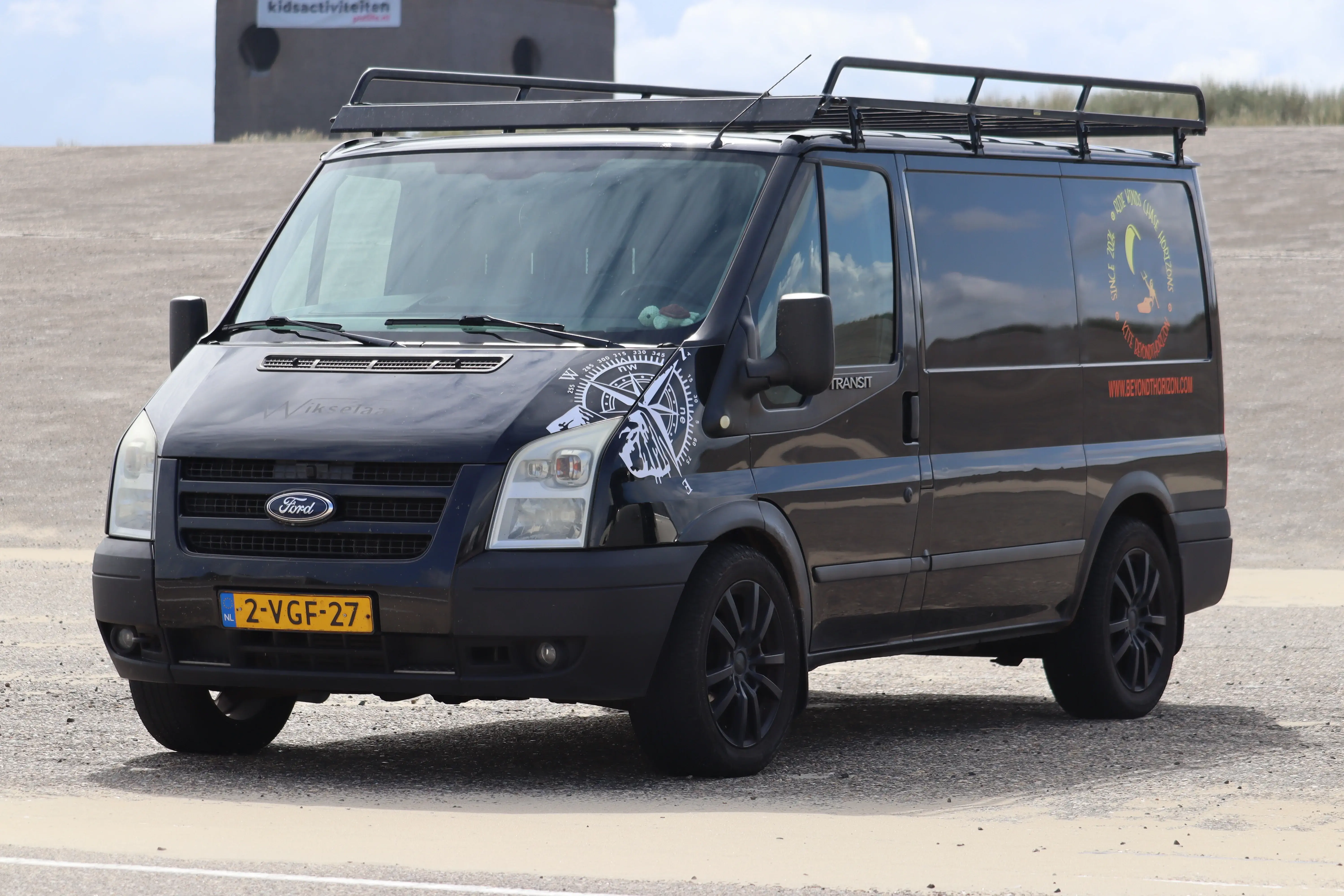 Kite Beyondthorizon — kitesurfschool op Brouwersdam, Zeeland